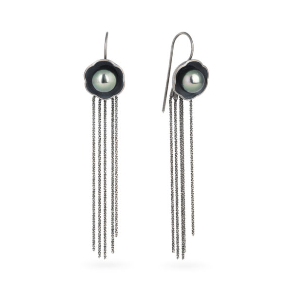 Long earrings in sterling silver RJC, oxidized, with a Tahitian pearl