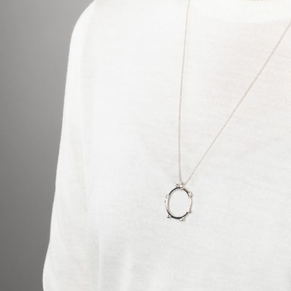 Collier Delhi en argent avec pendentif, ø 2,5 cm