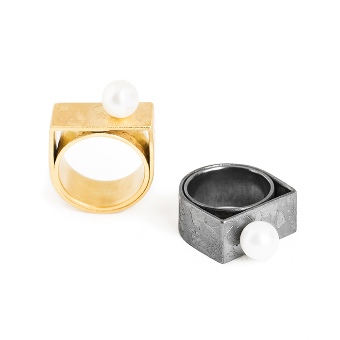 Ringe aus nachhaltigem Silber, geschwärzt oder vergoldet, mit Kulturperle